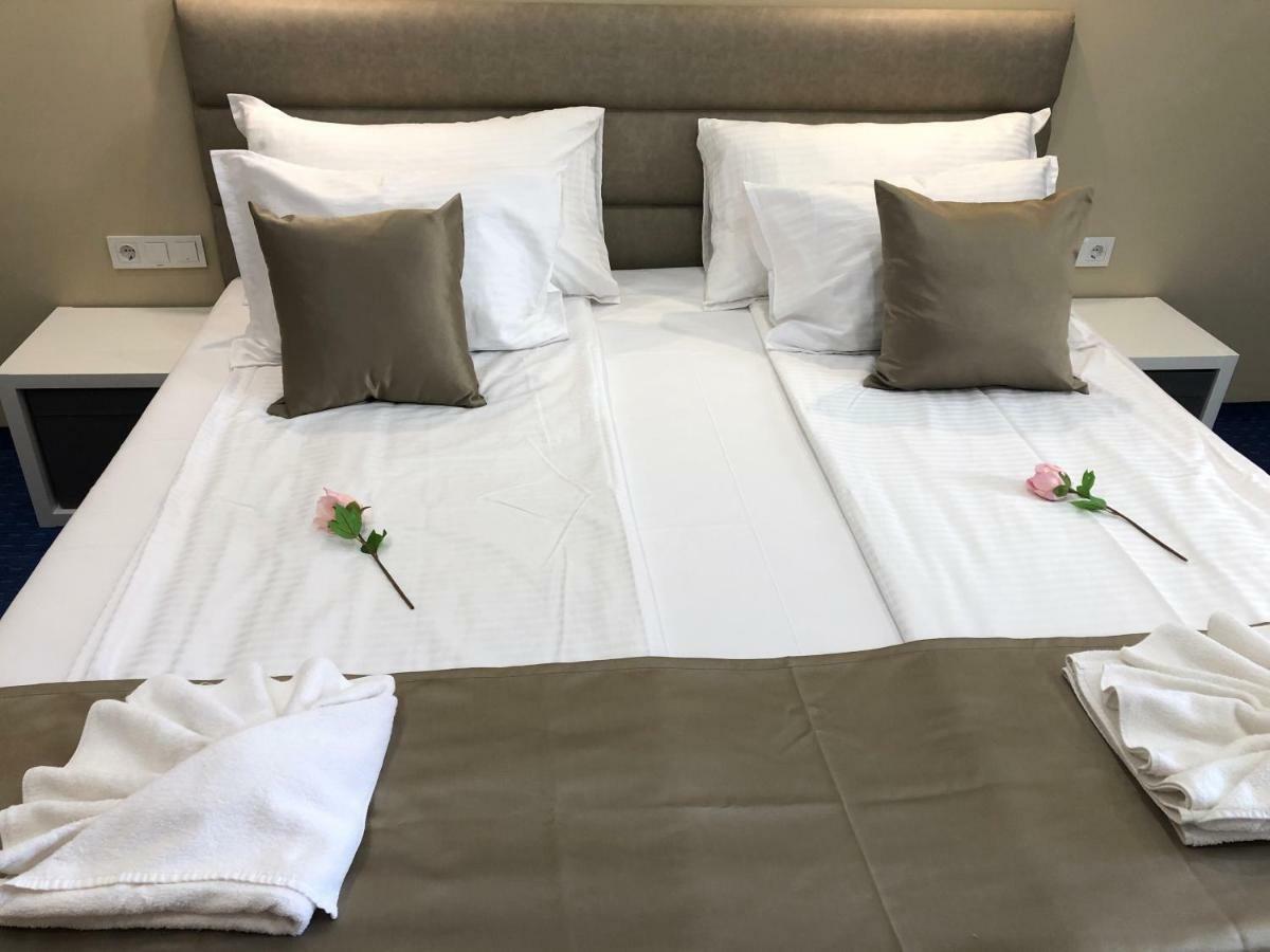 Family Hotel Avenue كيتن المظهر الخارجي الصورة