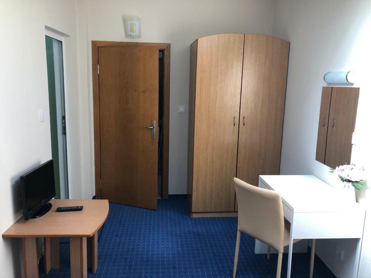 Family Hotel Avenue كيتن المظهر الخارجي الصورة
