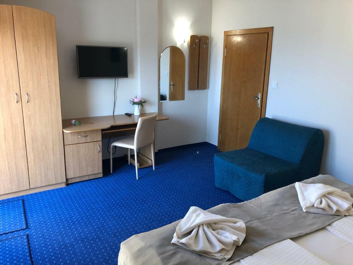 Family Hotel Avenue كيتن المظهر الخارجي الصورة